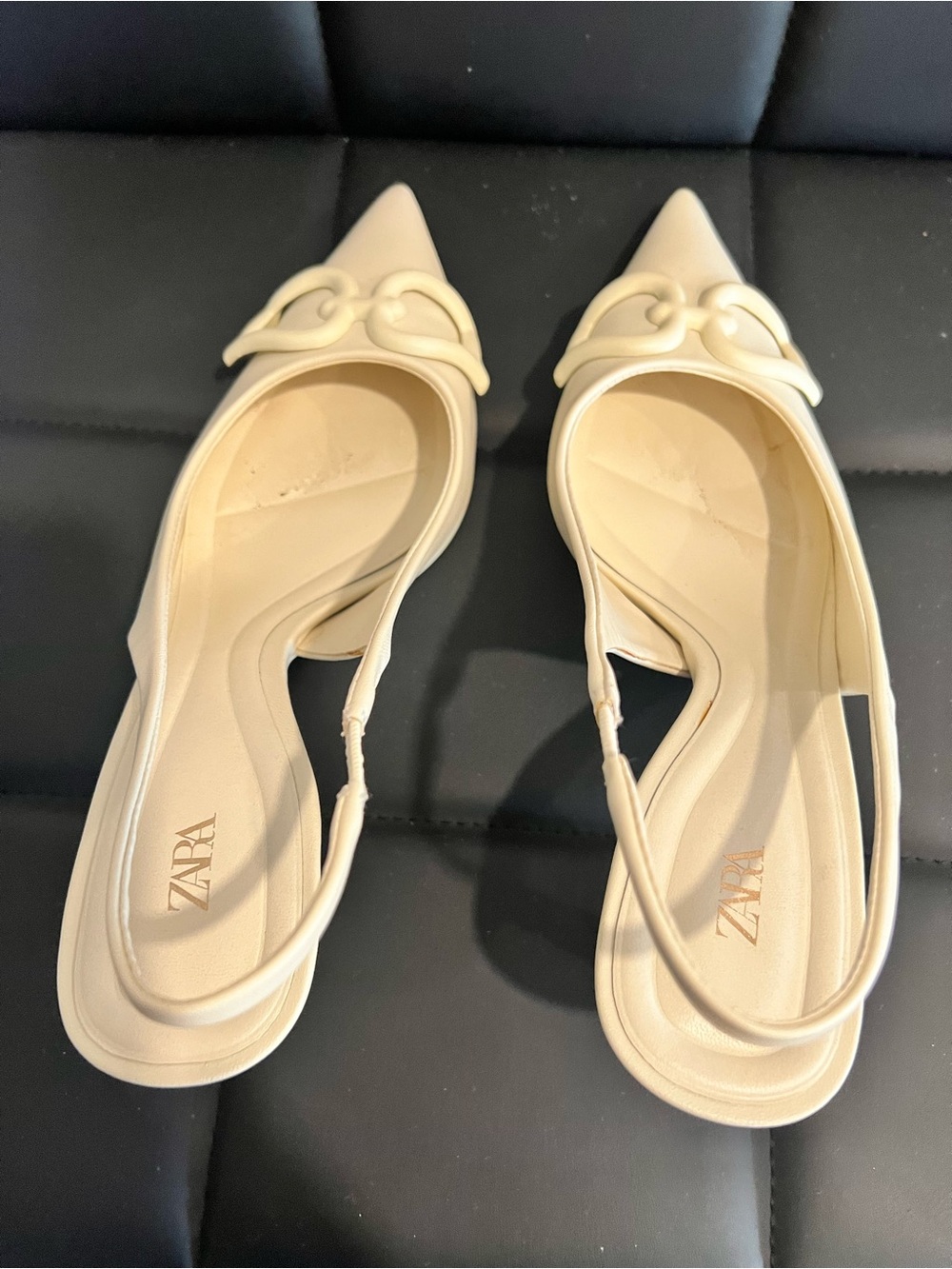ZARA Cream Pointed Slingback Mules with Chain-Link Accent - Picture 3 of 5